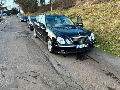 Mercedes E320