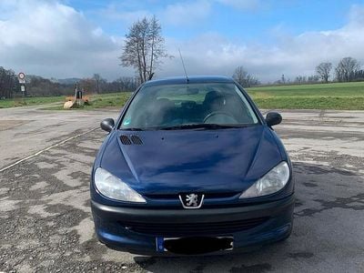 Gebraucht Peugeot 206 60 PS (44 kW) 2000 Blau Kleinwagen