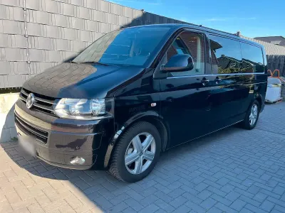 Gebraucht VW Multivan 179 PS (131 kW) 2011 Schwarz Van / Kleinbus