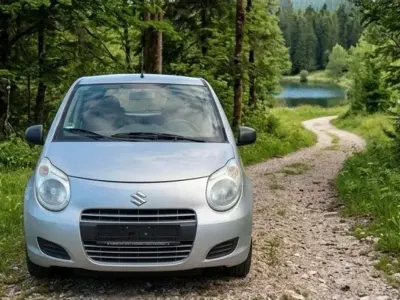 Gebraucht Suzuki Alto 69 PS (50 kW) 2012 Silber Kleinwagen