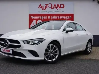 Gebraucht Mercedes CLA220 190 PS (139 kW) 2019 Weiss Limousine