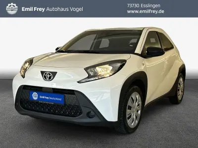 Gebraucht Toyota Aygo X Play 72 PS (52 kW) 2024 Weiß SUV
