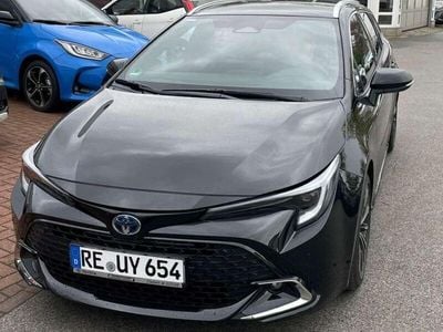 Gebraucht Toyota Corolla Hybrid Team 98 PS (72 kW) 2023 Black mica / ink Kombi
