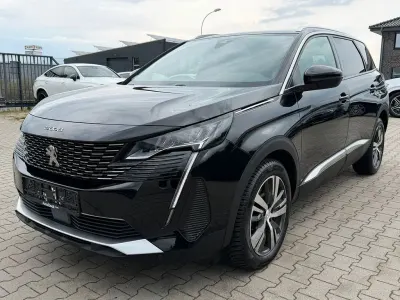 Gebraucht Peugeot 5008 Allure 131 PS (96 kW) 2022 Schwarz SUV