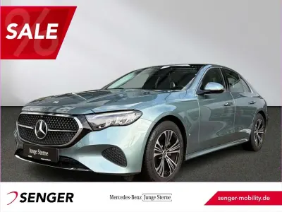 Gebraucht Mercedes E200 Avantgarde 204 PS (150 kW) 2024 Lack verdesilber metalli Limousine
