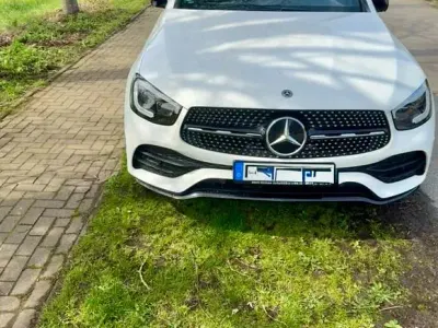 Gebraucht Mercedes GLC300 245 PS (180 kW) 2020 Weiß SUV