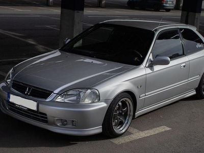 Usata Honda Civic 160 CV (117 kW) 1999 Grigio Berlina