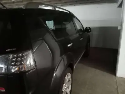 Gebraucht Mitsubishi Outlander 170 PS (125 kW) 2008 Schwarz SUV