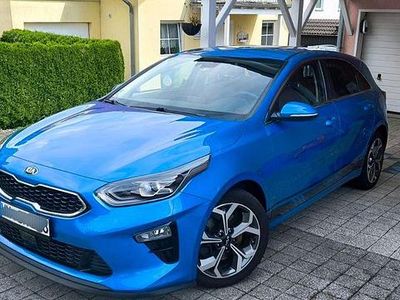 Gebraucht Kia Ceed Spirit 140 PS (102 kW) 2019 Blau Kleinwagen