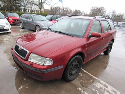 gebraucht Skoda Octavia Combi Elegance