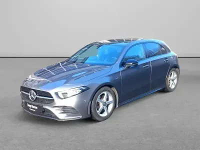 Gebraucht Mercedes A200 AMG line 163 PS (119 kW) 2022 Metalliclack mountaingrau Limousine
