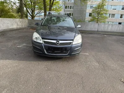 Gebraucht Opel Astra 130 PS (95 kW) 2008 Kombi