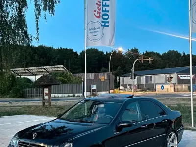 Gebraucht Mercedes C280 231 PS (169 kW) 2006 Schwarz Limousine