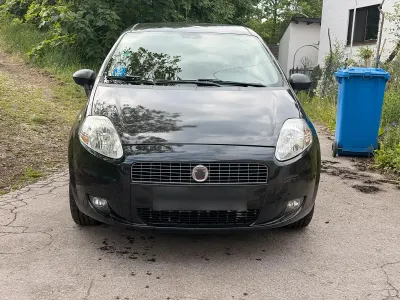 Gebraucht Fiat Grande Punto 77 PS (56 kW) 2008 Schwarz Kleinwagen