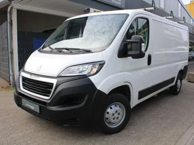 Gebraucht Peugeot Boxer 120 PS (88 kW) 2020 Weiß Van