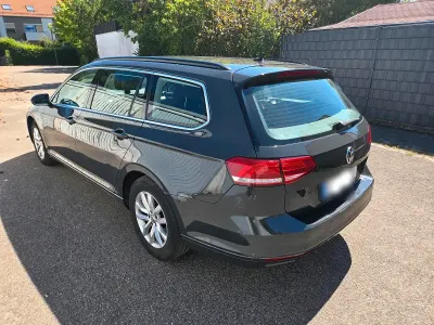 Gebraucht VW Passat 150 PS (110 kW) 2018 Grau Kombi