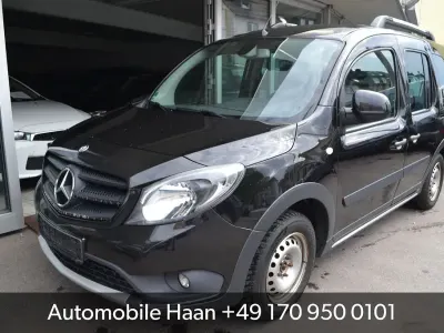 Gebraucht Mercedes Citan 111 Edition 116 PS (85 kW) 2020 Dravitschwarz metallic Kombi