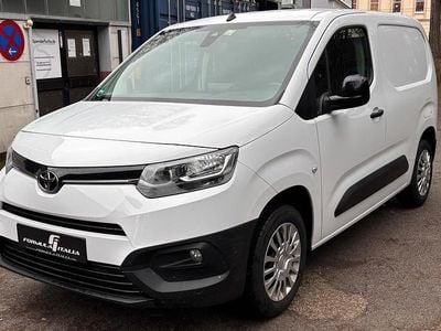 Usata Toyota Proace City City 102 CV (75 kW) 2023 Bianco Monovolume