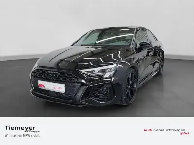 Gebraucht Audi RS3 Ambiente 400 PS (294 kW) 2022 Mythosschwarz metallic Limousine