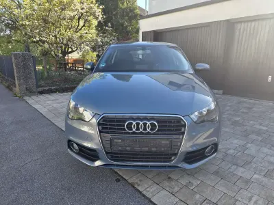 Brugt Audi A1 Attraction 86 HK (63 kW) 2012 Blå Hatchback