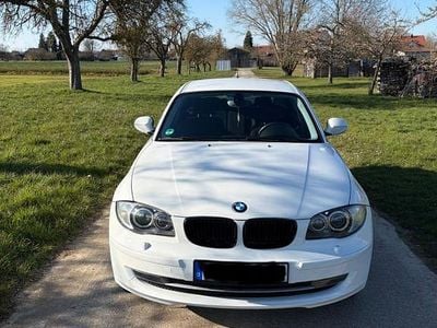 Usata BMW 116 Performance 160 CV (117 kW) 2011 Bianco Utilitaria