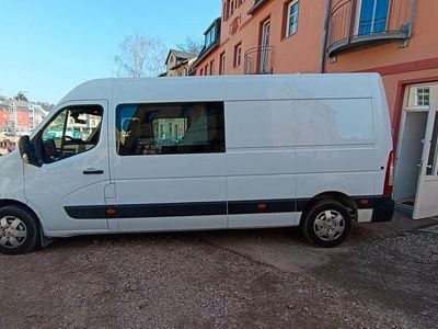Nissan NV400
