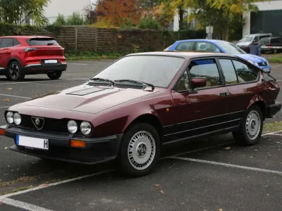 Gebraucht Alfa Romeo GTV 158 PS (116 kW) 1985 Violett Coupé