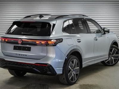 Nuova VW Tiguan R-line 265 CV (194 kW) 2025 Argento SUV