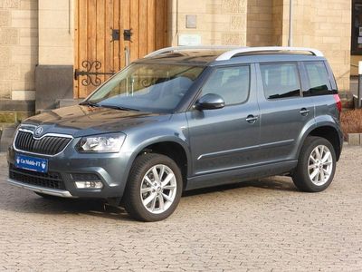 Grau Gebraucht 2016 Skoda Yeti Joy SUV | 12.450 € (Fairer Preis)