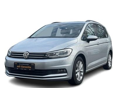 Gebraucht VW Touran Comfortline 150 PS (110 kW) 2017 Silber Van / Kleinbus