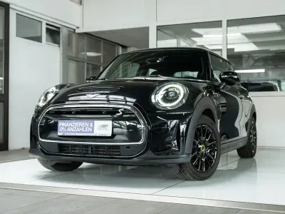 Occasion Mini Cooper SE Classic 135 kW (184 PK) 2023 Zwart Hatchback