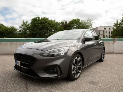 Gebraucht Ford Focus ST-Line 182 PS (133 kW) 2019 Grau Limousine