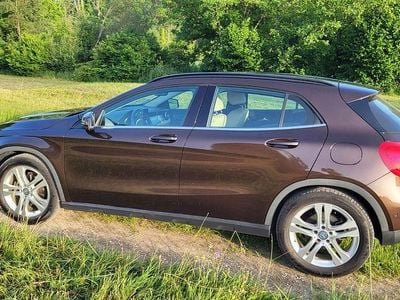 Mercedes GLA200