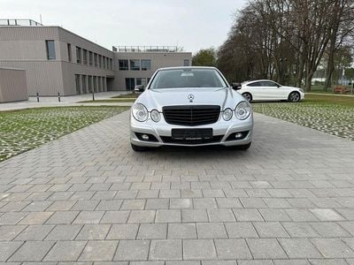 Silber Gebraucht 2006 Mercedes E280 Classic Limousine | 7.000 € (Fairer Preis)