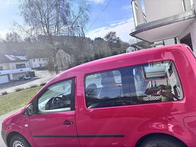 Usata VW Caddy 102 CV (75 kW) 2005 Rosso Monovolume