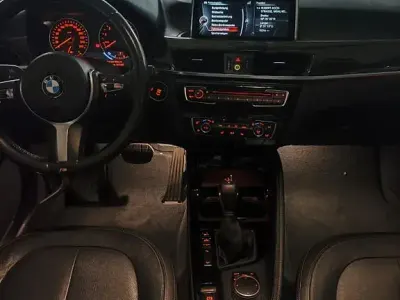 Używany BMW X1 xLine 231 KM (169 kW) 2016 Niebieski SUV