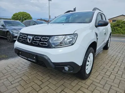 Gebraucht Dacia Duster Comfort 125 PS (91 kW) 2018 Weiß SUV