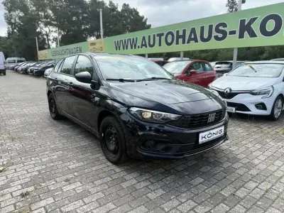 Gebraucht Fiat Tipo Red 131 PS (96 kW) 2023 Schwarz Kombi
