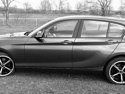 Usata BMW 118 150 CV (110 kW) 2019 Grigio Utilitaria