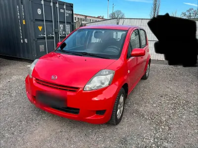 Gebraucht Daihatsu Sirion 91 PS (66 kW) 2011 Rot Kleinwagen