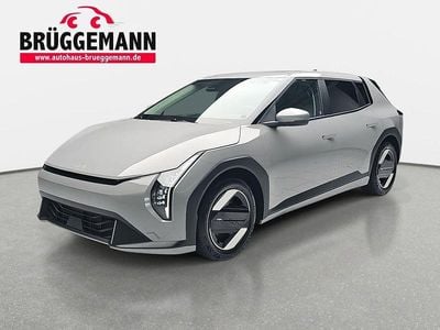 Neu Kia EV4 Earth 150 kW (204 PS) 2026 Wolfgrau metallic Limousine
