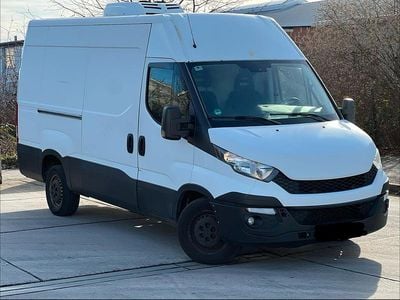 Gebraucht Iveco Daily 126 PS (92 kW) 2015 Weiß Limousine