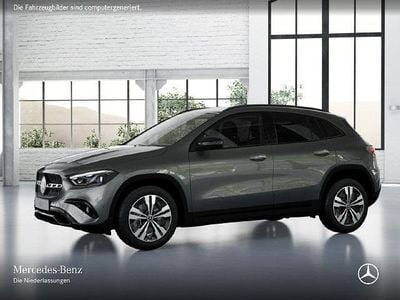 Mercedes GLA220