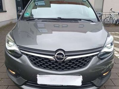 Opel Zafira Tourer