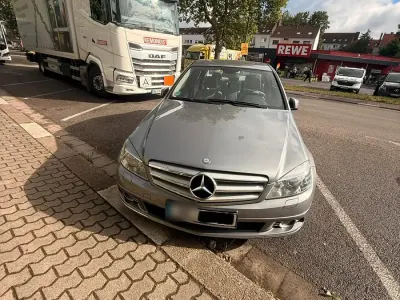 Gebraucht Mercedes C200 184 PS (135 kW) 2011 Grau Limousine