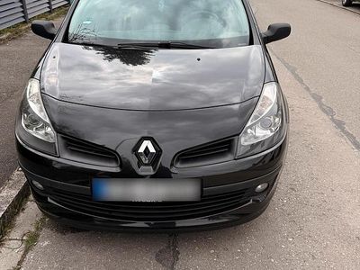 Gebraucht Renault Clio II 74 PS (54 kW) 2008 Schwarz Kleinwagen