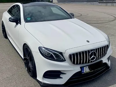 Gebraucht Mercedes E300 AMG 245 PS (180 kW) 2018 Weiß Coupé