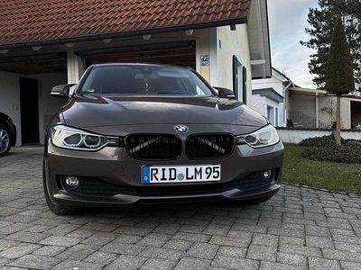 Gebraucht BMW 318 143 PS (105 kW) 2012 Limousine