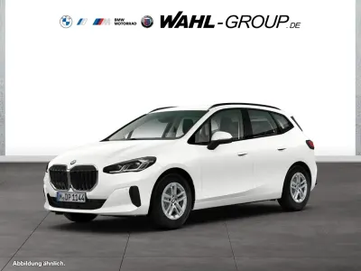 Gebraucht BMW 220 Active Tourer Performance 163 PS (119 kW) 2025 Weiß Van / Kleinbus