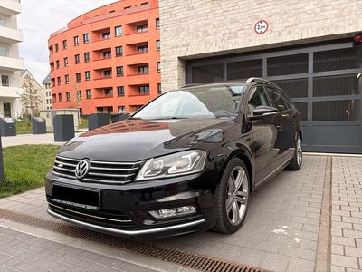 Second-hand VW Passat R-line 177 CP (130 kW) 2013 Negru Break